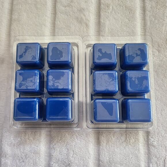 Rare Better Homes & Gardens Blue Water & Orchid Wax Cubes - NEW - Picture 2 of 2